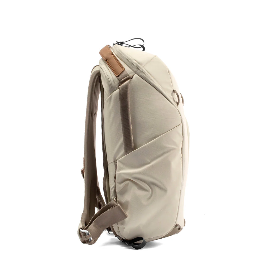 Everyday Backpack Zip | 15L | Bone (PFAS) | PD Certified - Image 4