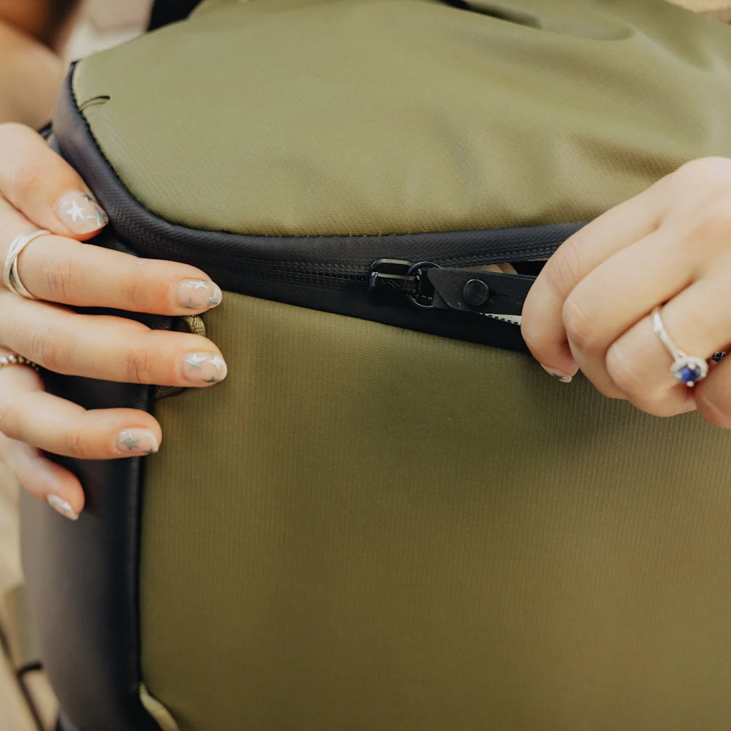 Everyday Backpack Zip | 15L | Kelp - Image 8