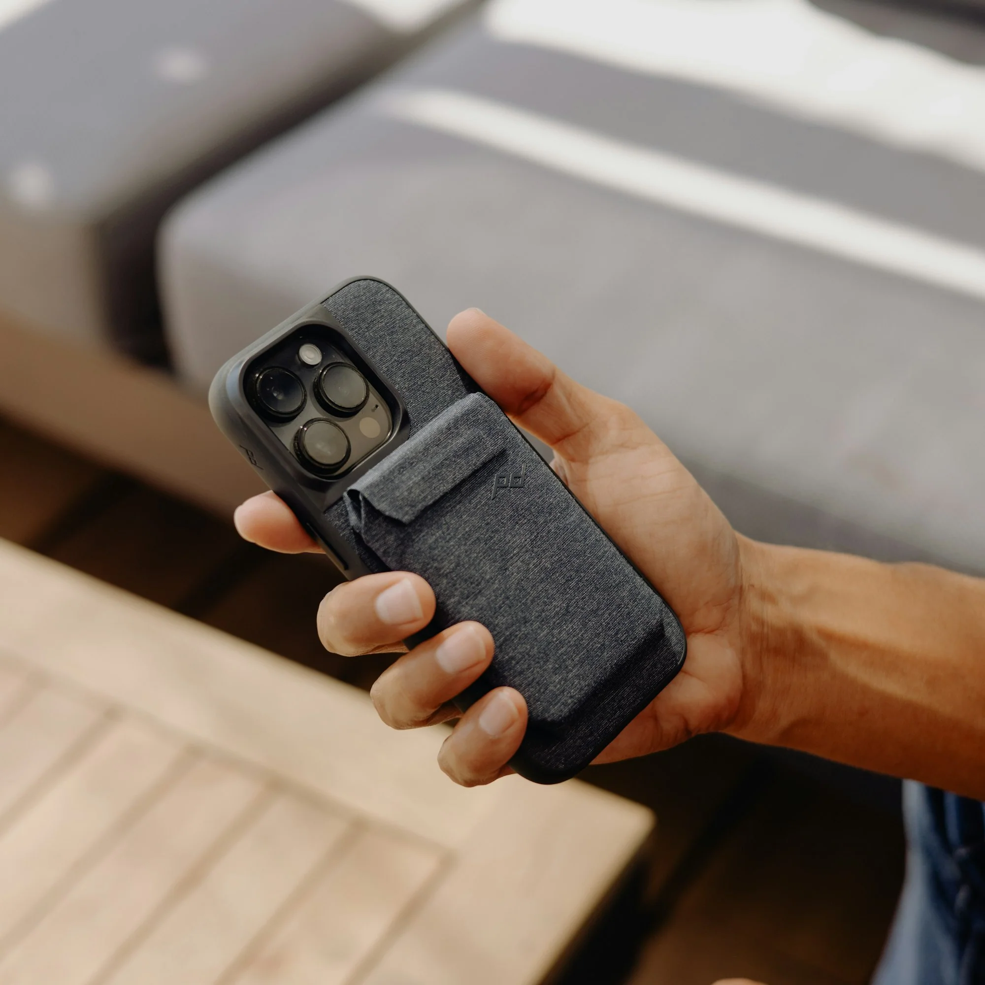 Everyday Case | iPhone 16 Pro Charcoal - Image 6