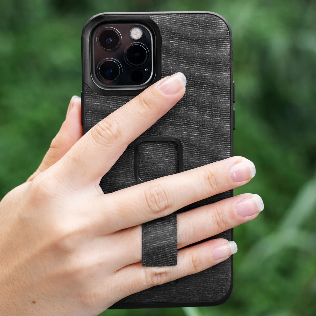Everyday Loop Case | iPhone 14 | Charcoal - Image 2