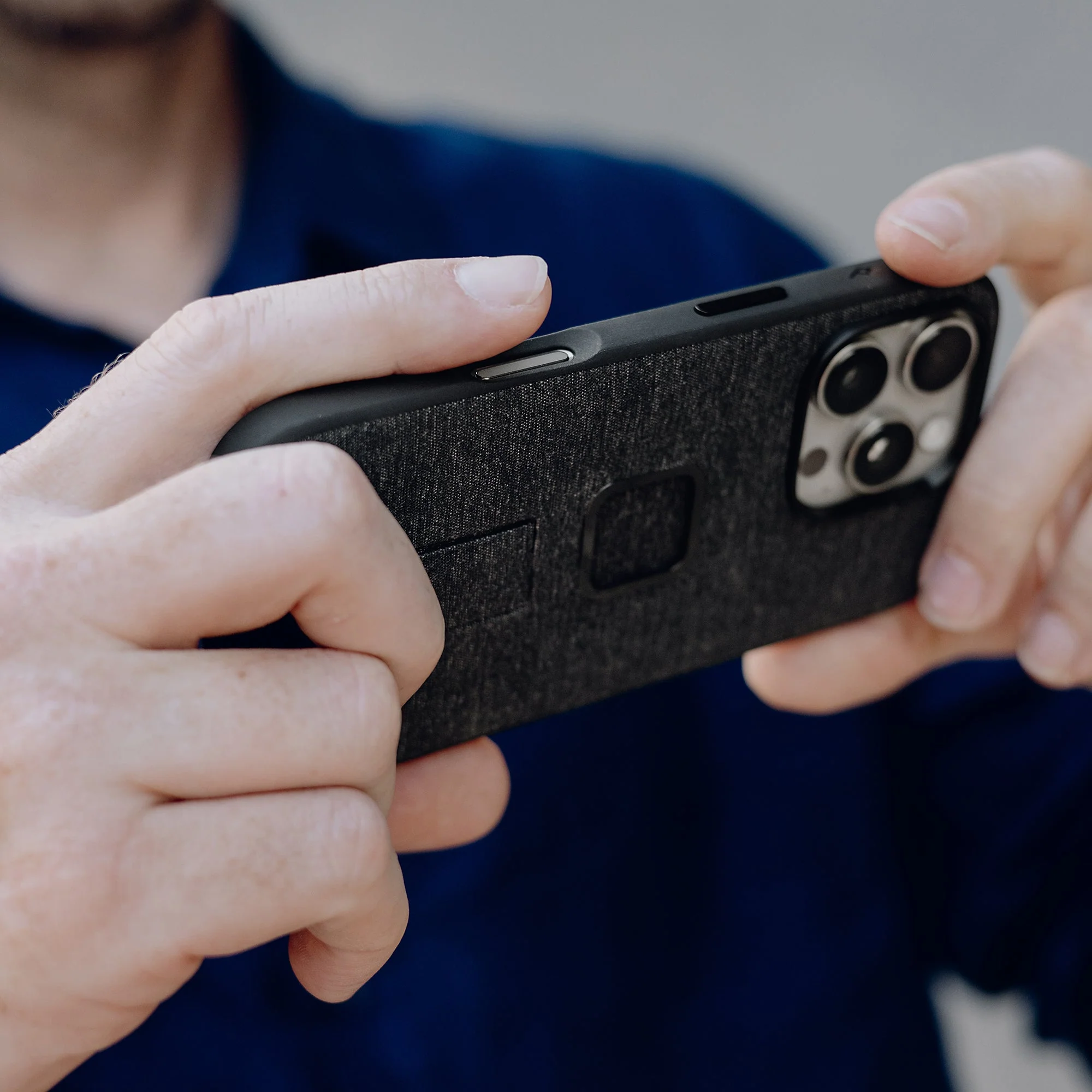 Everyday Loop Case | iPhone 16 Pro | Charcoal | PD Certified - Image 3