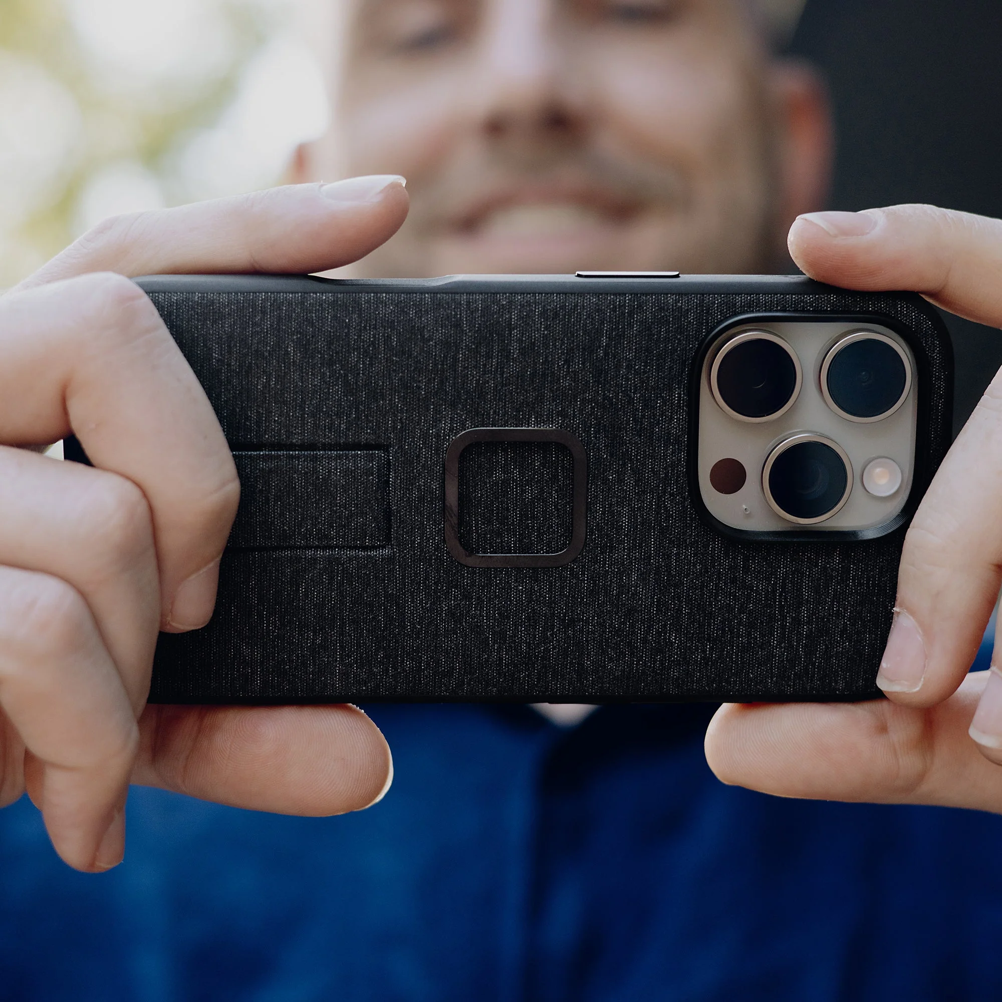 Everyday Loop Case | iPhone 16 Pro | Charcoal | PD Certified - Image 4