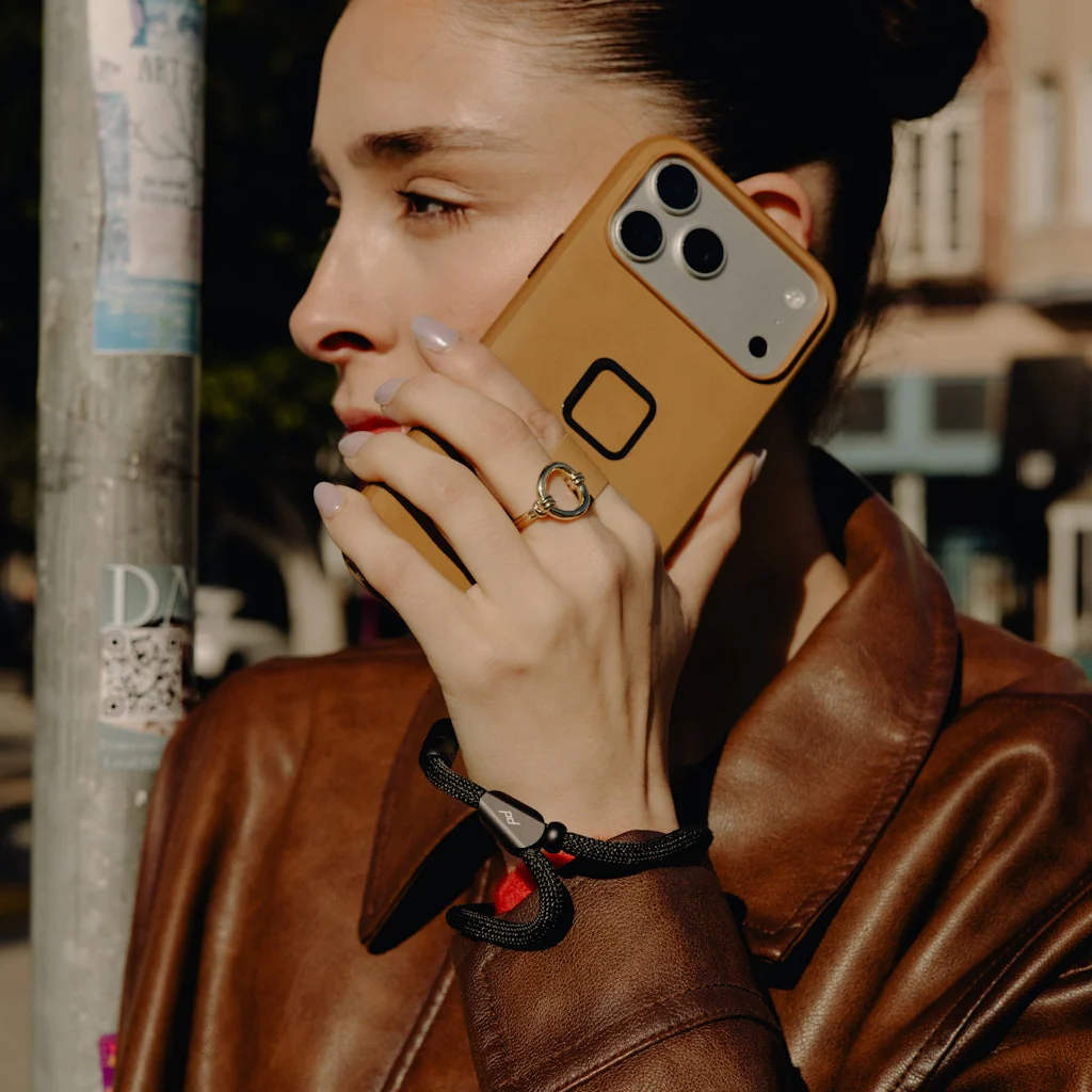 Mobile Cuff | Black - Image 4