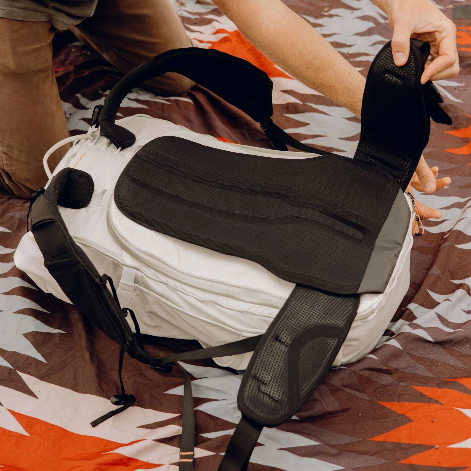 Outdoor Backpack | 45L | Cloud - Image 12