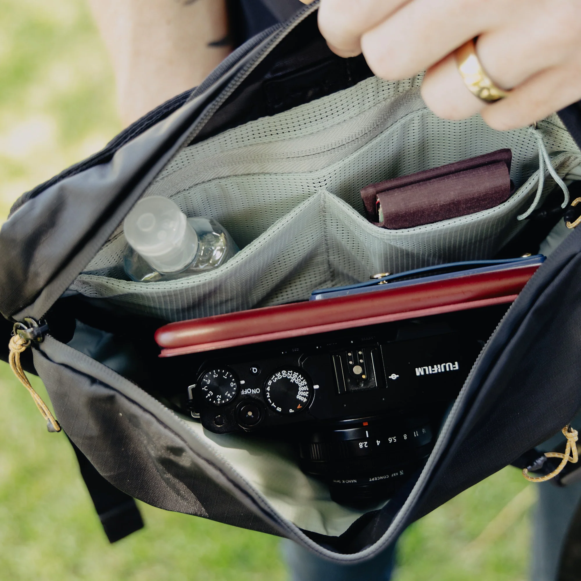 Outdoor Sling | 4L | Black - Image 5