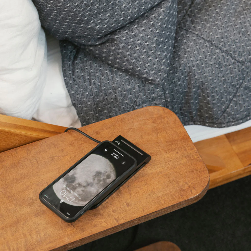 Wireless Charging Stand - Image 6